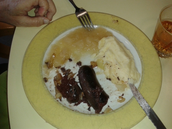 Bloedworst met appelmoes